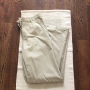 Men’s khaki pants